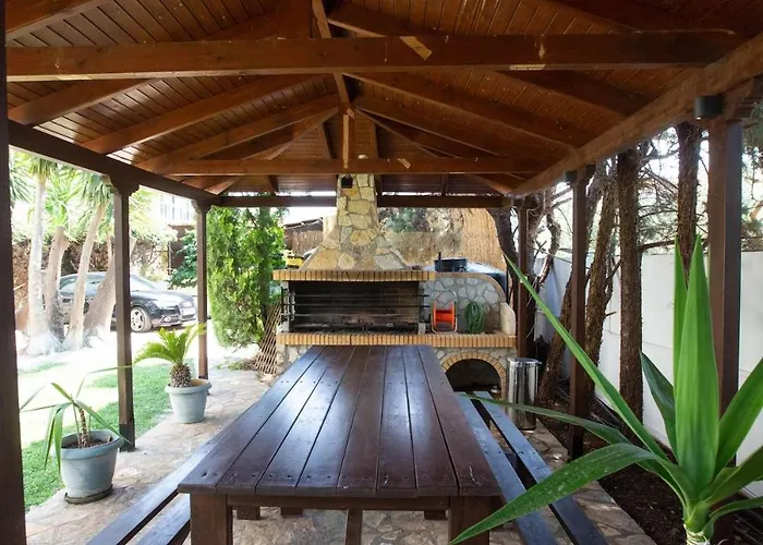 Luxury Garden Kiato *